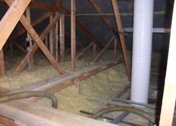 Proč využít foukanou izolaci?